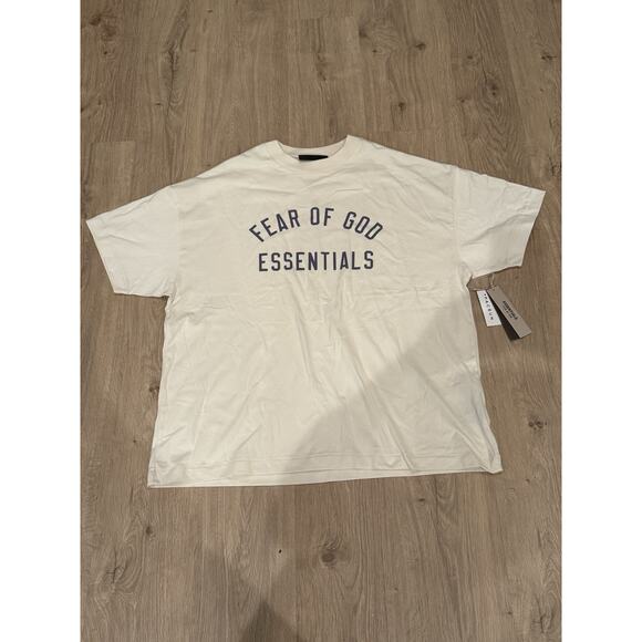 New FOG ESSENTIALS Fear of God oversized Shell Crew Neck T-Shirt Large - Picture 1 of 9